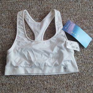 White medium-impact Champion sports NWT